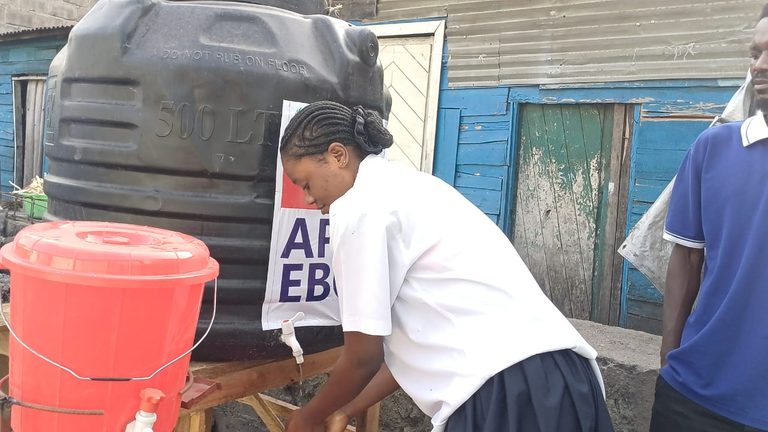 Ebola : le complexe scolaire Kalehe prend une option sérieuse et sensibilise les élèves pour lutter contre la propagation du virus
